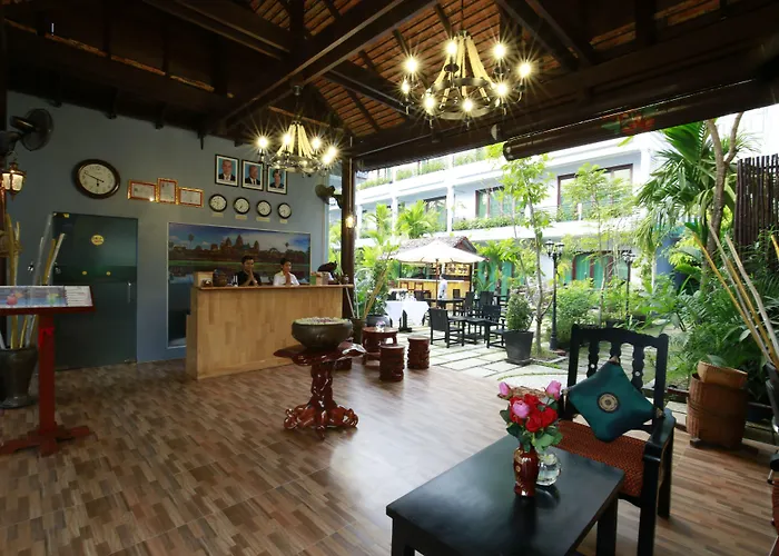 Hotel Chheng 4*