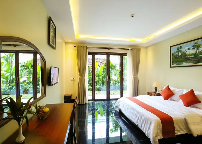 Chheng Hotel 4*